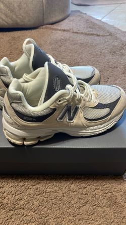 New Balance Kids Size 4