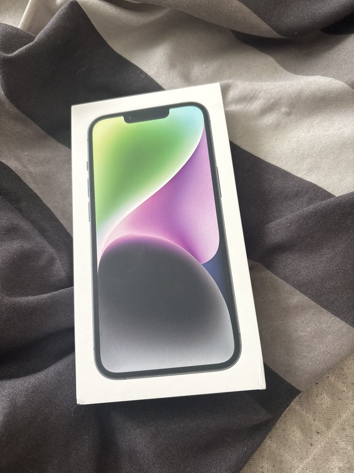 iPhone 14