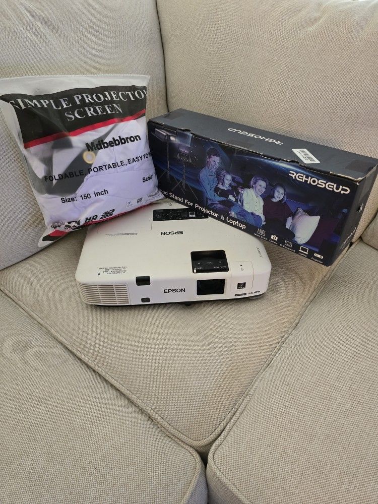 4000 TRUE Lumens!! 3-LCD Epson Projector Bundle. New 150 Inch Screen And Tripod Stand Included. Epson 1925w