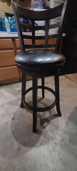 Bar stool