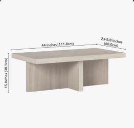 Selling this beautiful modern coffee table