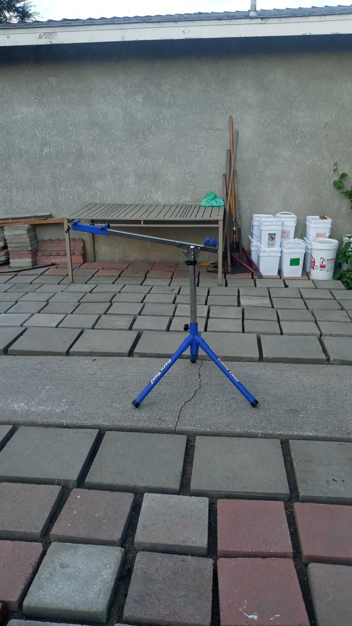 Bike Stand Very Good Condition Like New