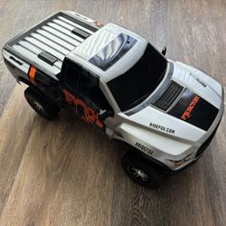 Traxxas Ford F-150 Raptor 2WD 1/10 3S Fox Edition w/ 2X 3S lipos & Charger