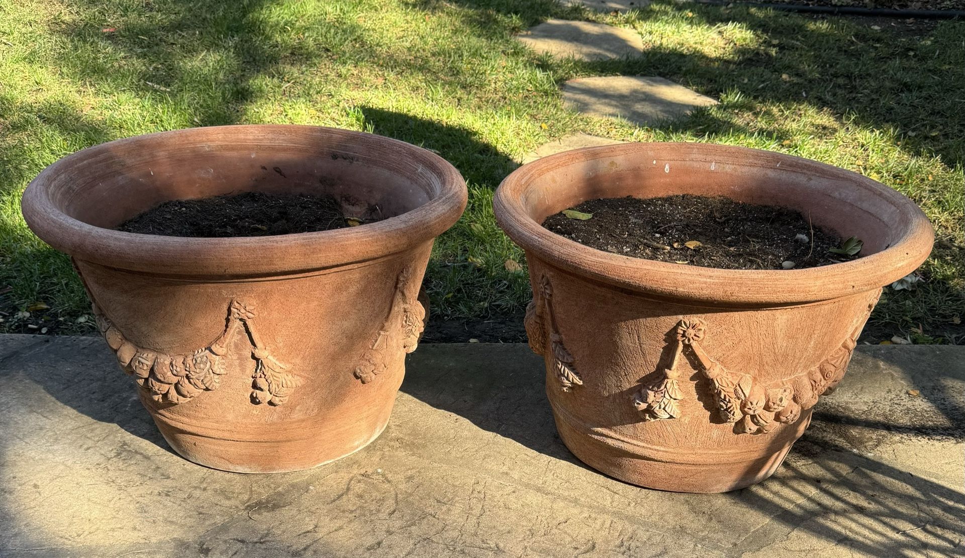 Toscana Italian Planters (pair)