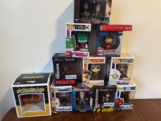 Collectible Vinyl Figure Lot - Funko Pop, Titans, Vinimates (11 Figures