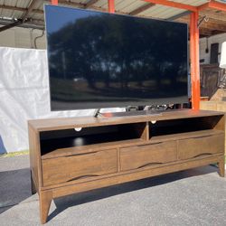 55 Inch Smart Sony Tv With Tv Stand
