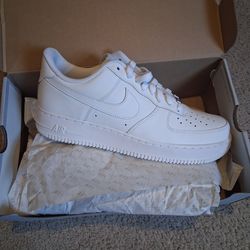 Nike Air Force 1.   07'  Size 9