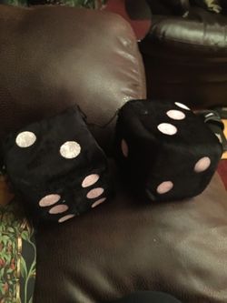 Gigantic dice