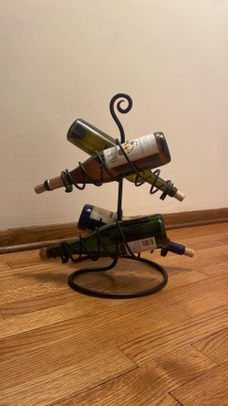 Wrought Iron 4 bottle Wine Rack