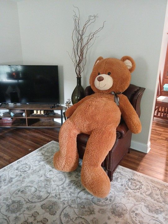 Giant Teddy Bear- 6 Feet Tall!!