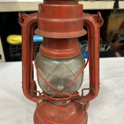 Vintage Red Metal Kerosene Railroad Lantern/Winged Wheel No. 400/1950’s