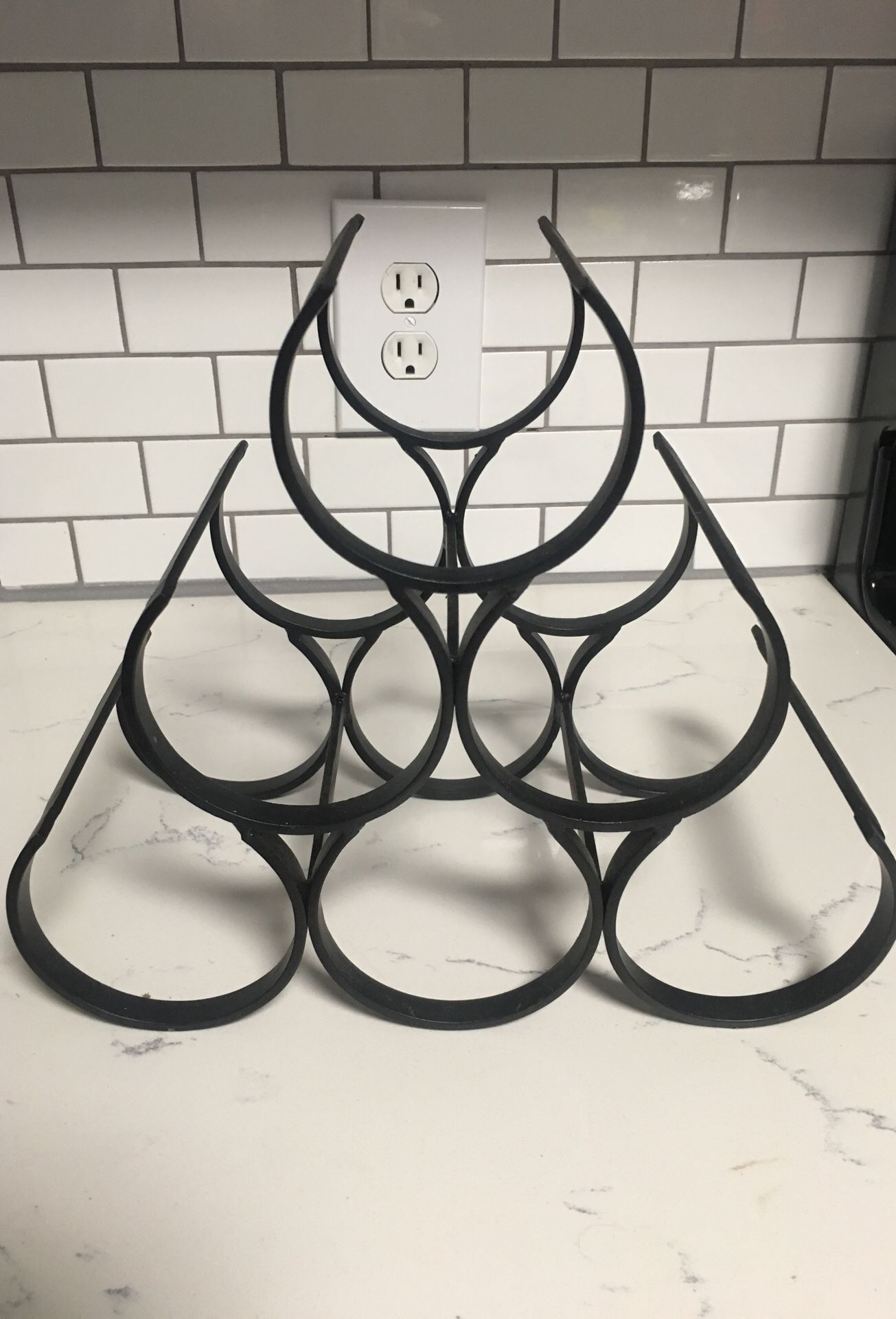 6 bottle wine rack