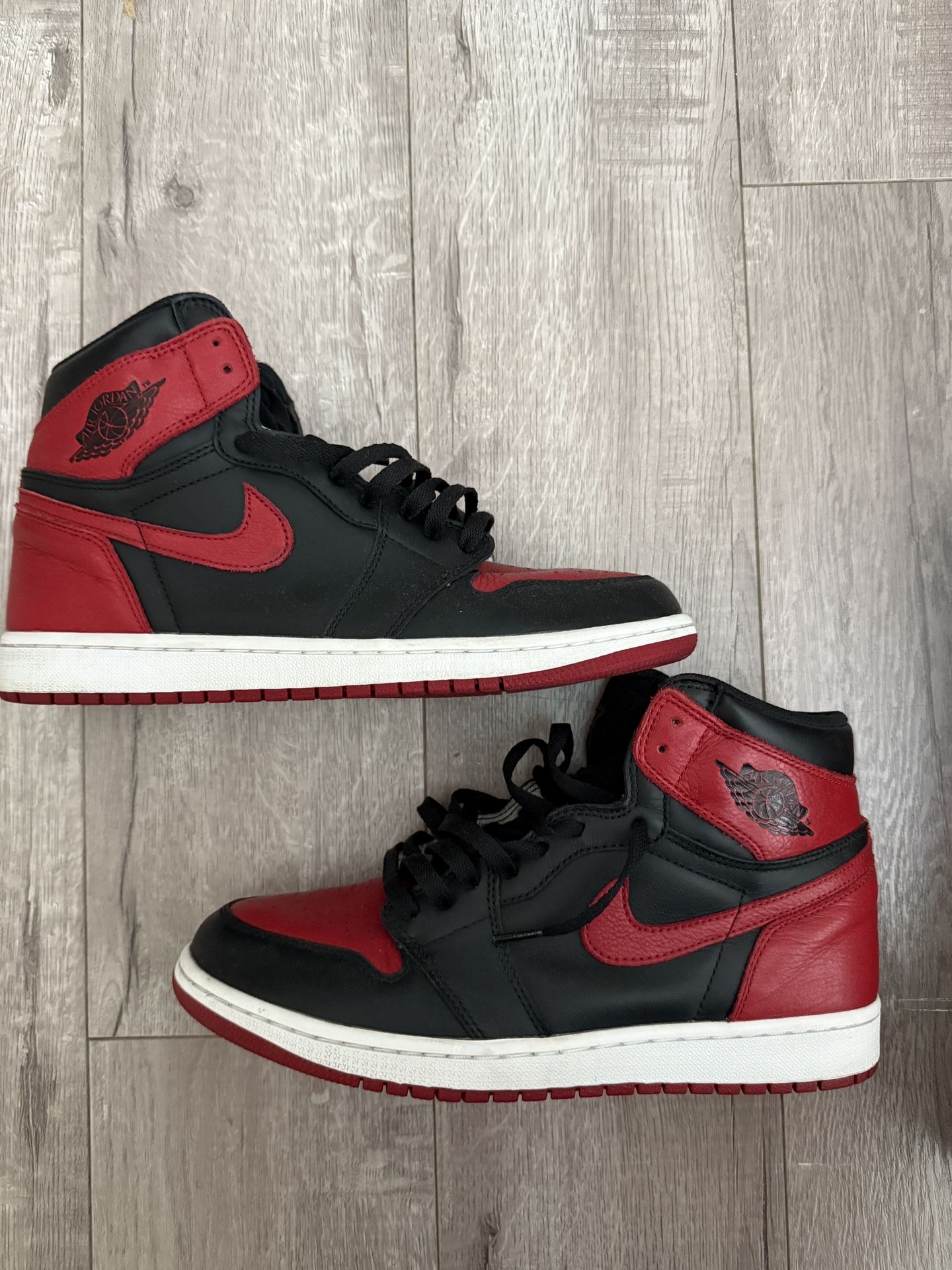 2016 bred jordan 1’s