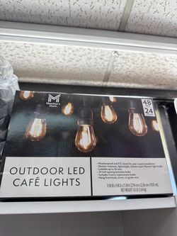 Member's Mark Outdoor LED Café String Lights 48ft
