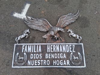 Custom Home Family Sign " 🙌