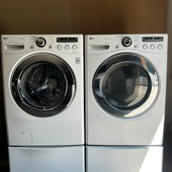 LG washer and electric dryer set. 