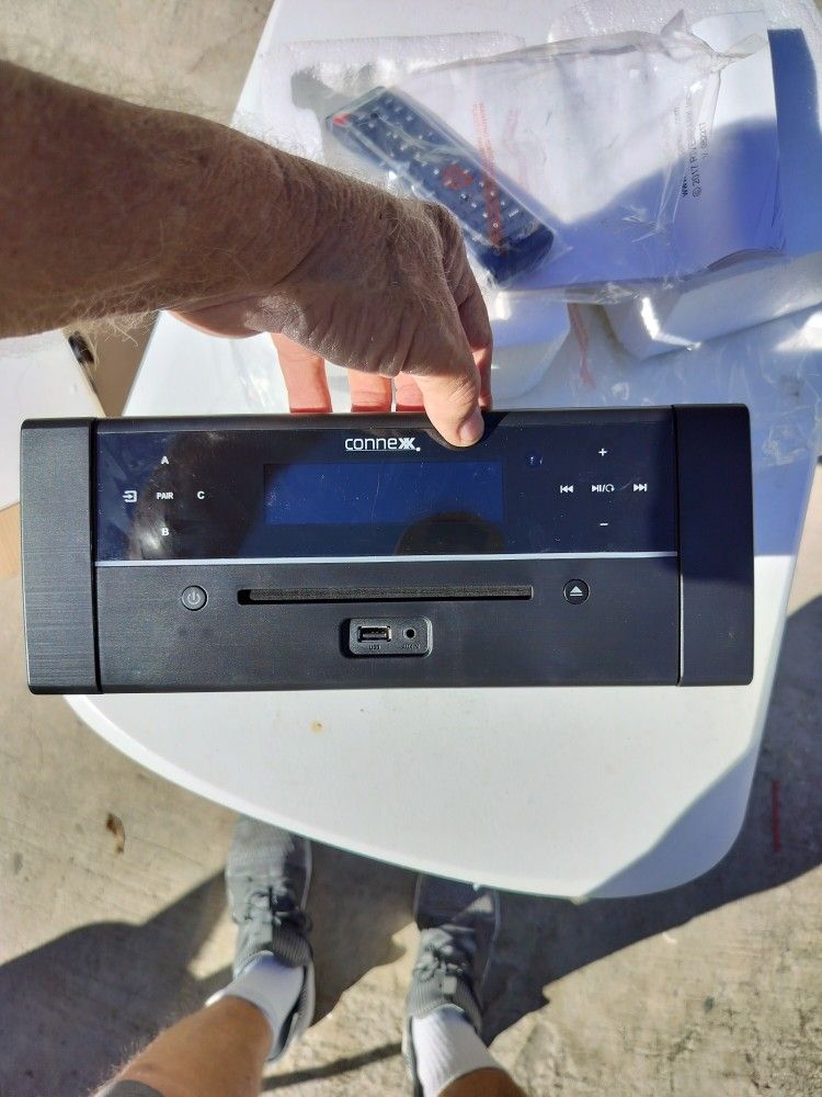 CONEX RV RADIO/DVD PLAYER