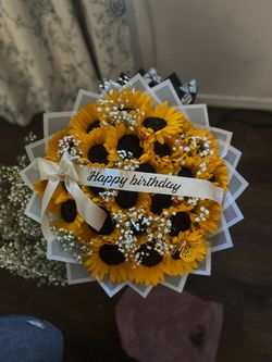 25 sunflowers bouquet