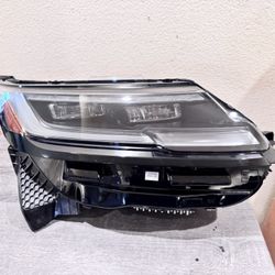 2024 To 2025 LAND ROVER VELAR HEADLIGHT RH