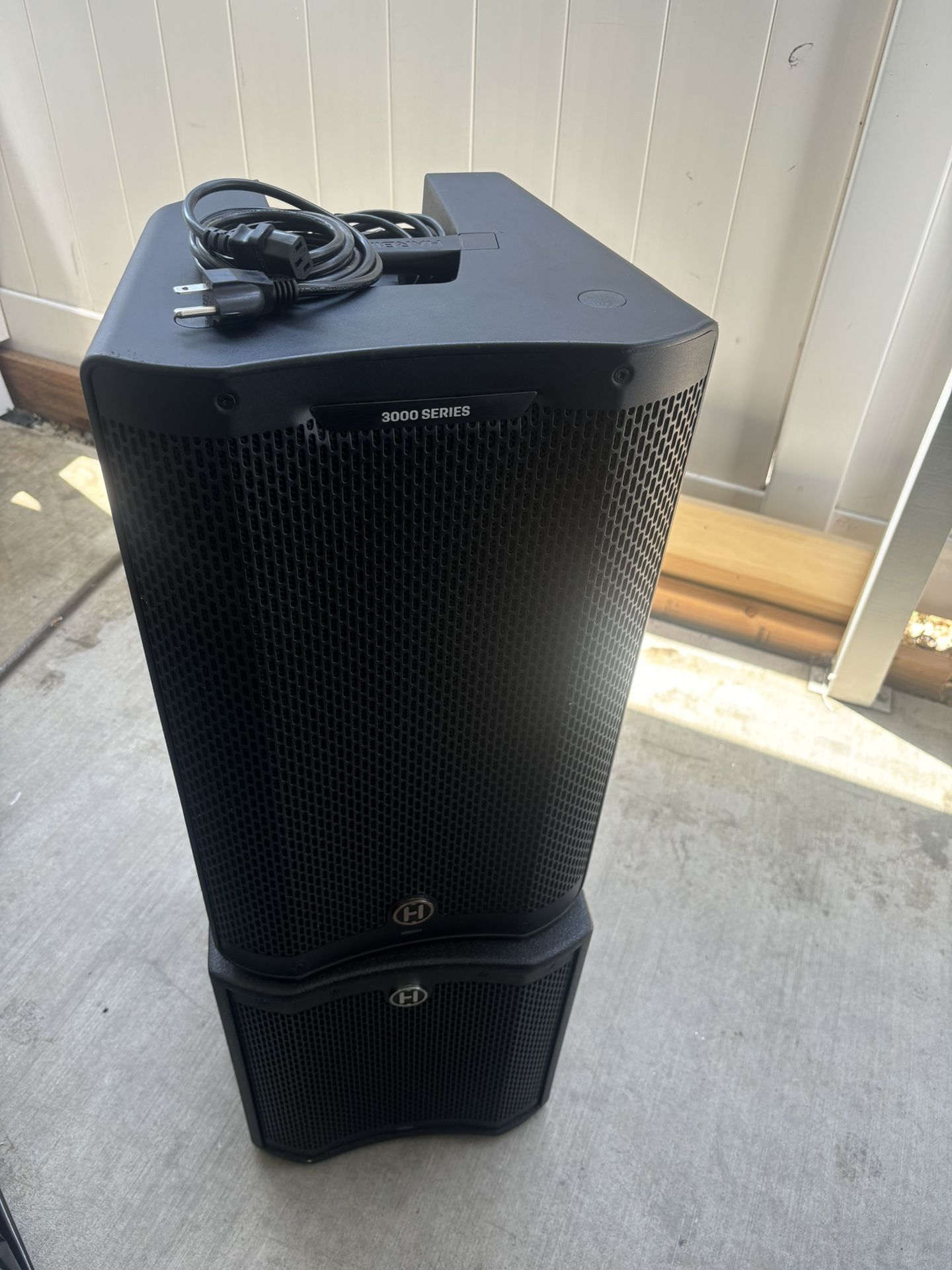 Harbinger Bass Sub 