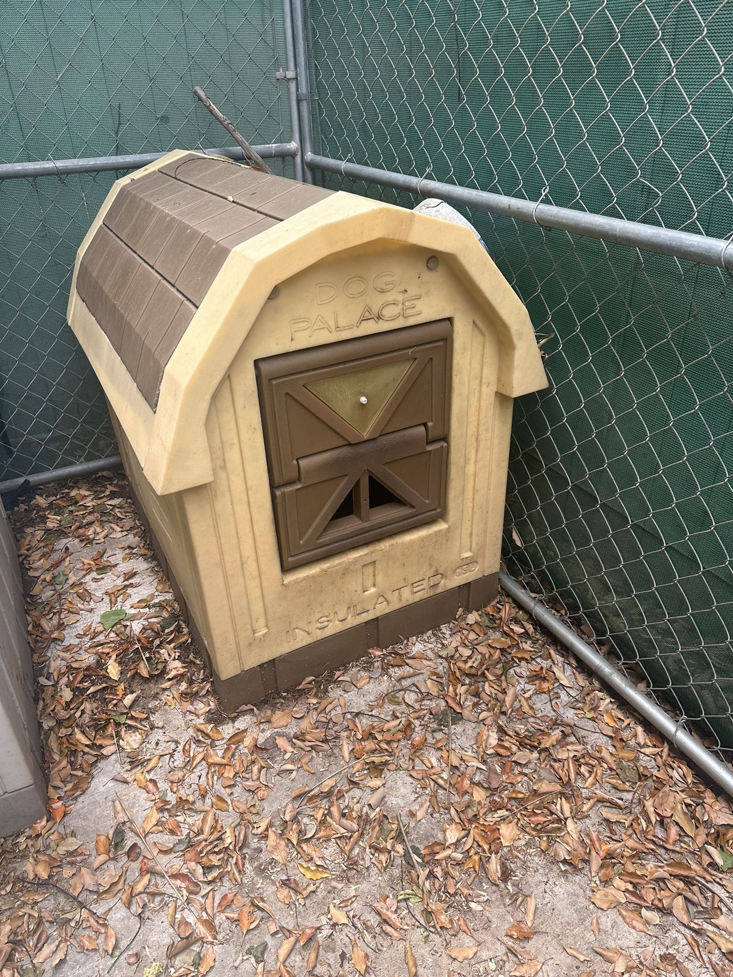 Dog Kennel Insulated Dog House 