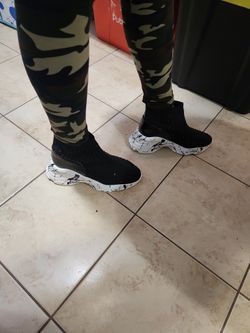 Urban Sneakers Size 9 