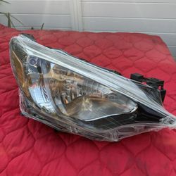 Toyota Yaris 2016-2019 Headlights