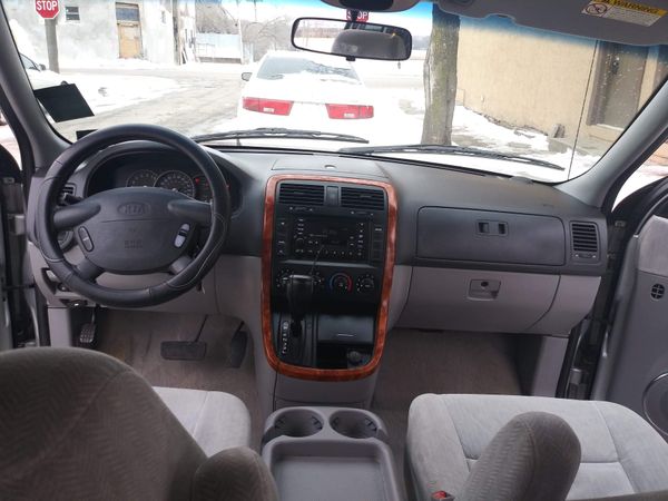 Kia Sedona For In Kansas City Mo Offerup Kia Sedona