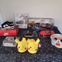 Christmas Presents And Items 