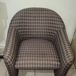 (7) Office Chairs