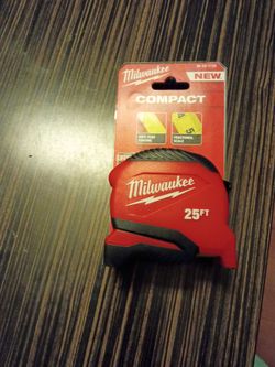 Milwaukee measuring tape