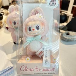 Authentic Mokoko Close To Sweet  (Asia exclusive) 
