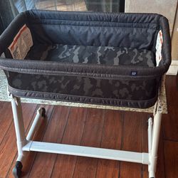 Baby GAP Bassinet 