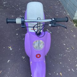 Razor Electric  Moped 