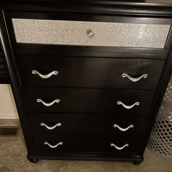 Lila Dresser Set, Black & Silver Sparkle, Bed Frame & Mirror Included 