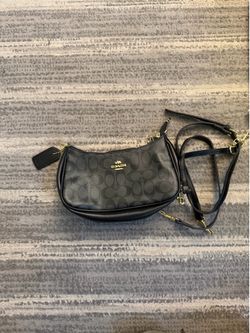 Black coach shoulder bag