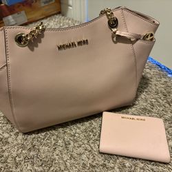 Michael Kors Purses And Wallets 