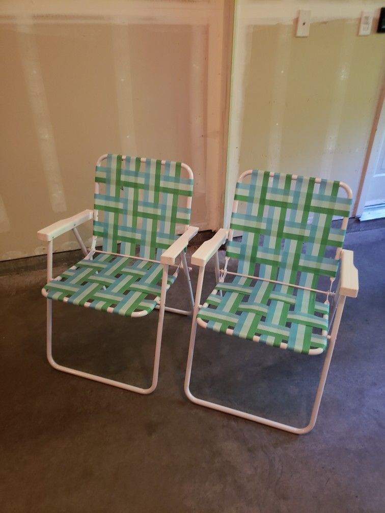 2 Beach Chairs