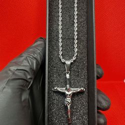 Silver -Tone Jesus Crucifix With Rope Chain