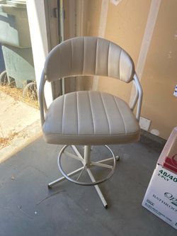 Barstool