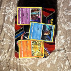 POKEMON BOX WITH SOME CARDS 