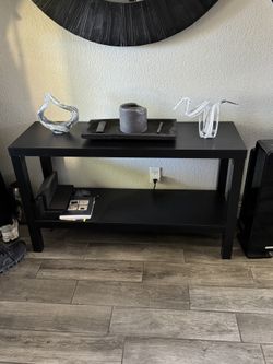 Black Entry table (read description before messaging me)