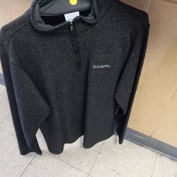 Cololombia Men's Sweater Size Large
