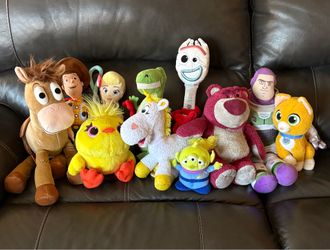 11 Toy Story stuffed animals