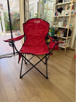 Coleman Portable Camping Chair with 4-Can Cooler, Cushioned Seat & Back with Side Pockets & Cup Holder, Carry Bag Included, Great for Camping, Tailgat