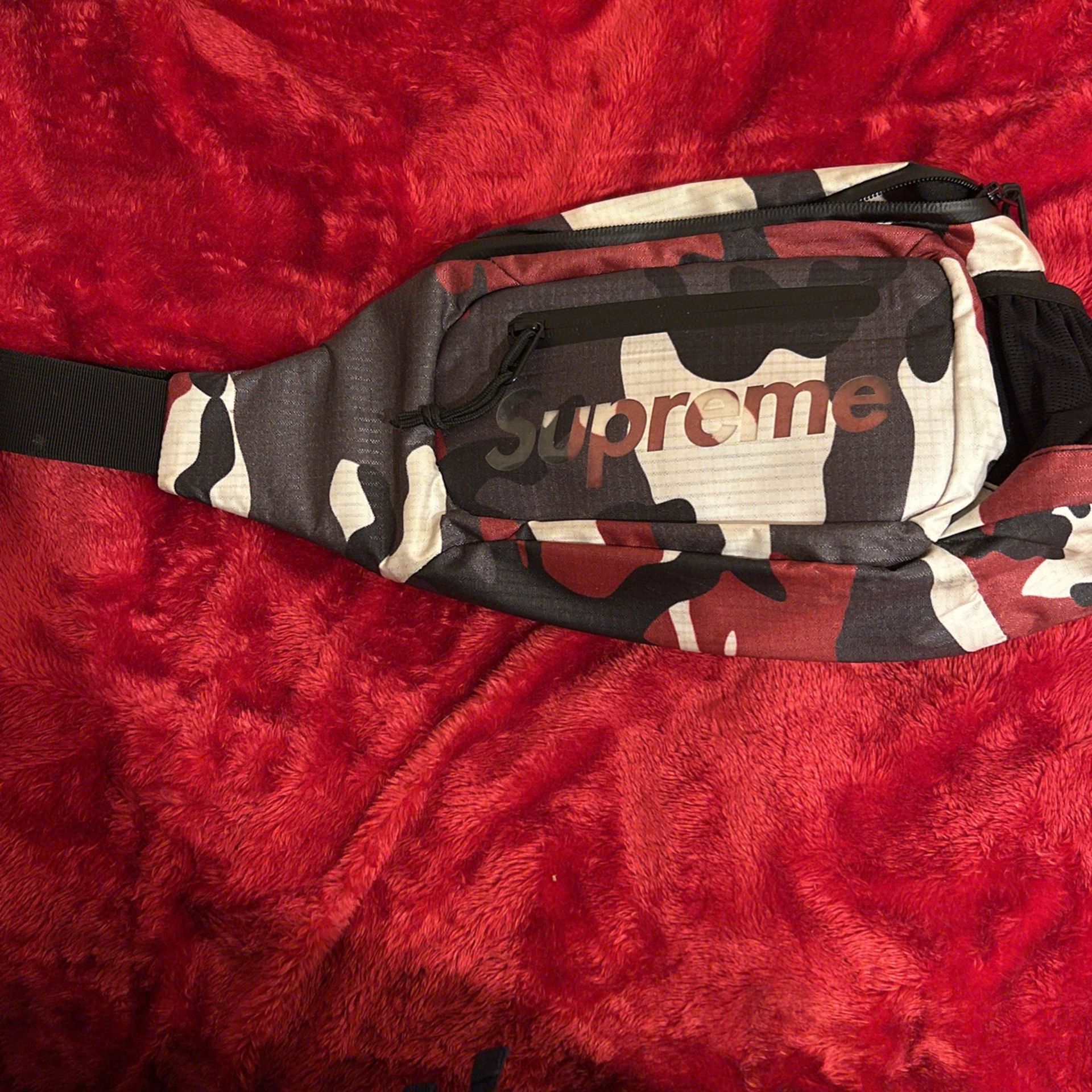 Superme Shoulder Fanny Pack