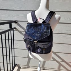 NWT Victoria's Secret Getaway Travel Backpack Black Magnetic Snap Pockets