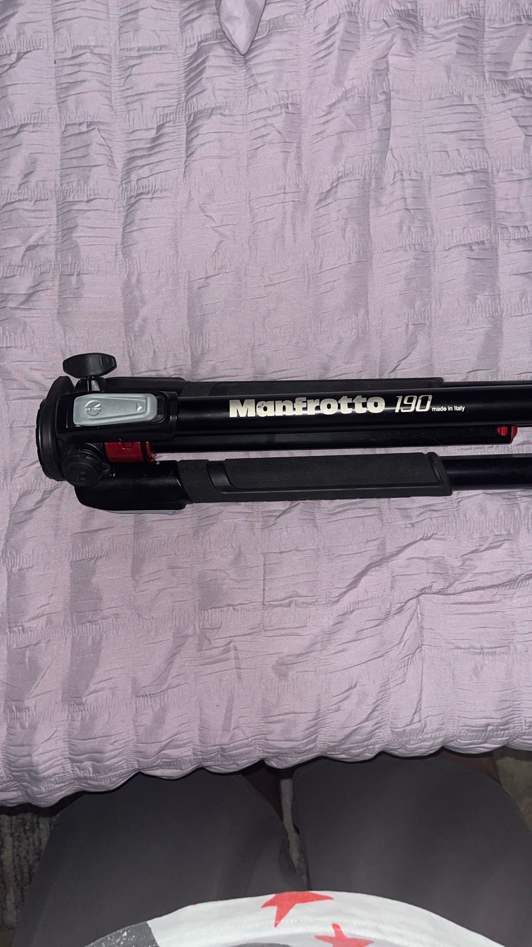 Manfrotto 190 Tripod