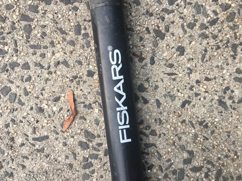 Fiskars Bypass Lopper 31 inches