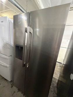 Stainless Steel Side-by-Side Refrigerator with Ice Dispenser